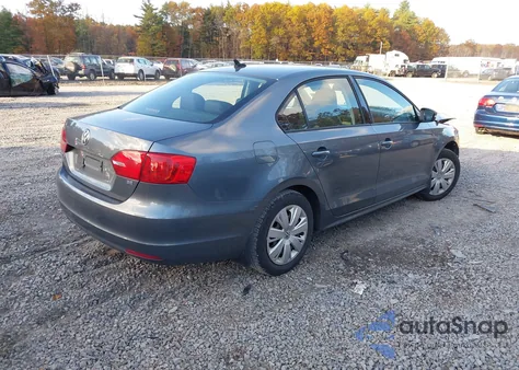 2014 Volkswagen Jetta 1.8T Se z USA, uszkodzony, nr VIN 3VWD17AJ4EM306148